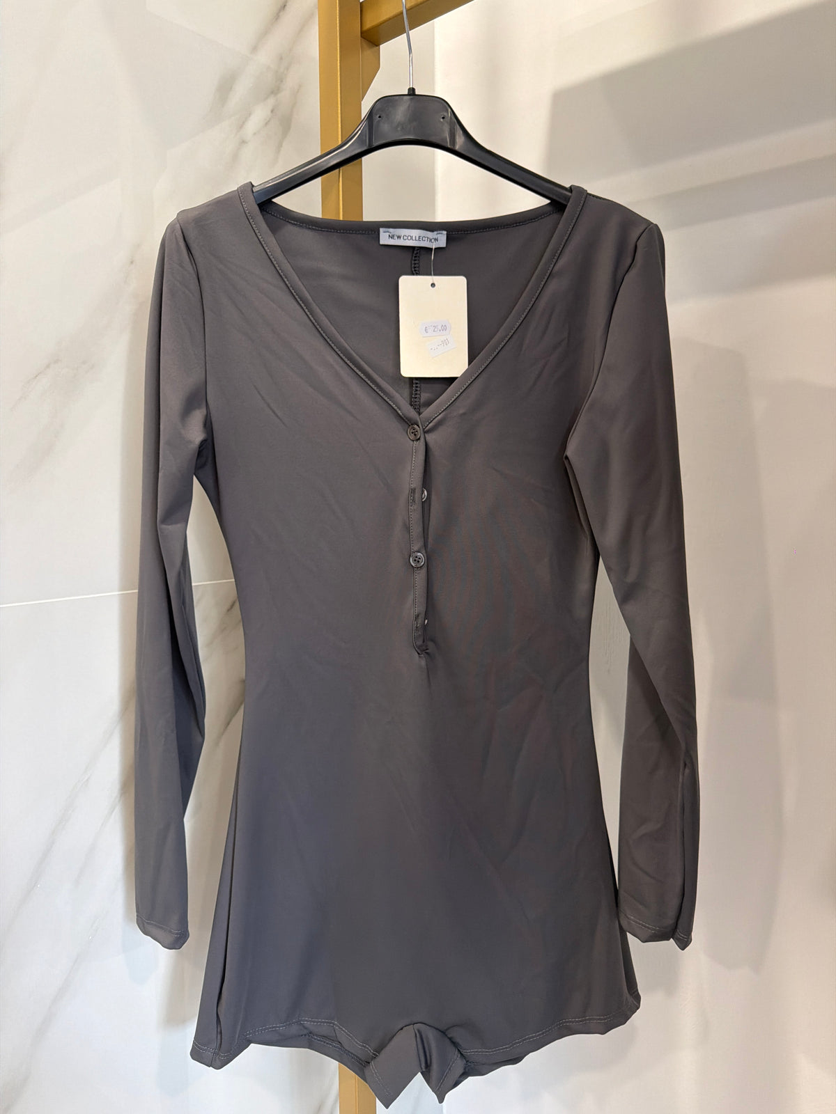Tutina Grey