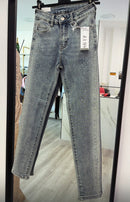 Jeans diamond