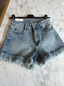 Short Denim sfrangiato