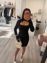 Abito choker